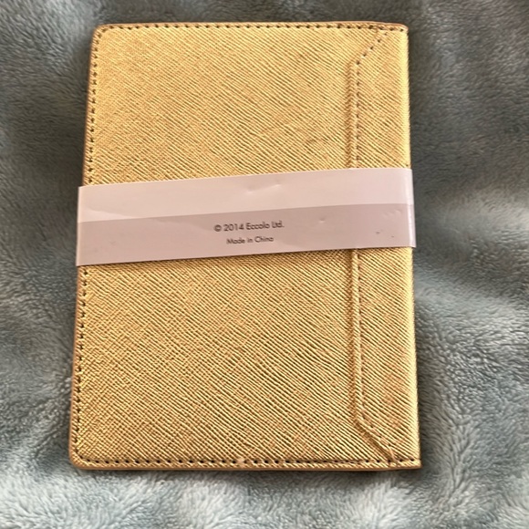 Via Lorenzo n.26 Collection Gold  Passport  Case - Picture 4 of 7